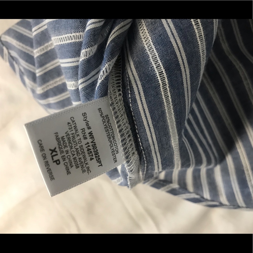 PLEIONE Cold Shoulder Button Up Stripe Top XLP - Picture 4 of 8